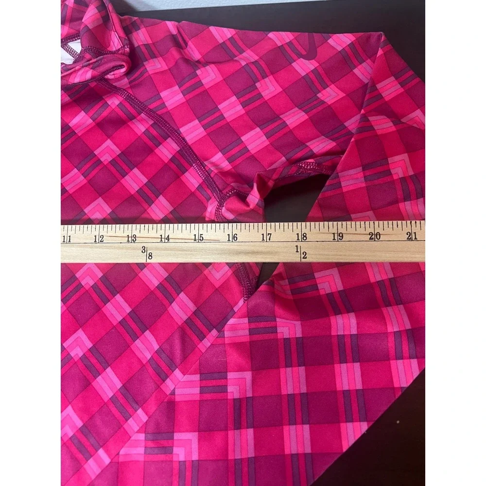 Nike Pro Dri-FIT Womens Pink Plaid 1/4 Zip Long Sleeve Training Top Size Medium